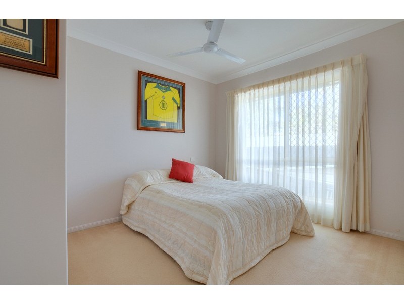 54 Warbler Parade, Varsity Lakes QLD 4227