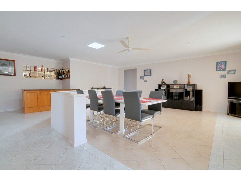 54 Warbler Parade, Varsity Lakes QLD 4227