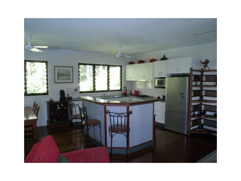 8 Thompson Crescent, Moil NT 0810