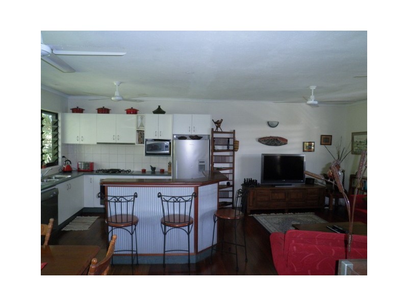 8 Thompson Crescent, Moil NT 0810