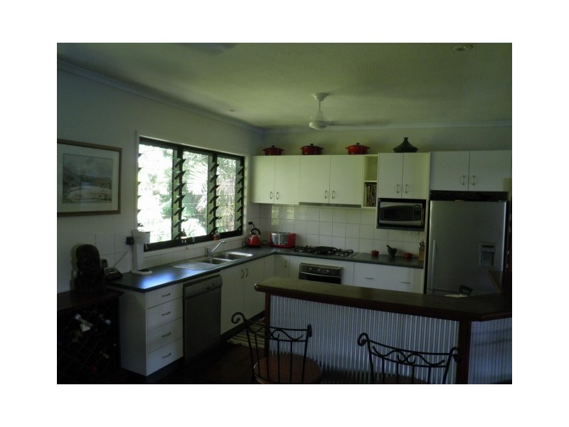 8 Thompson Crescent, Moil NT 0810