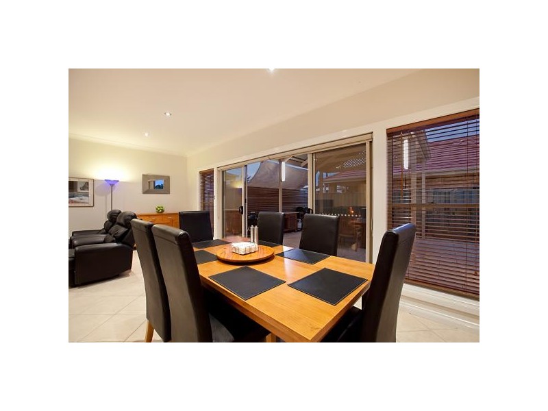 3 Otway Crescent, Mawson Lakes SA 5095