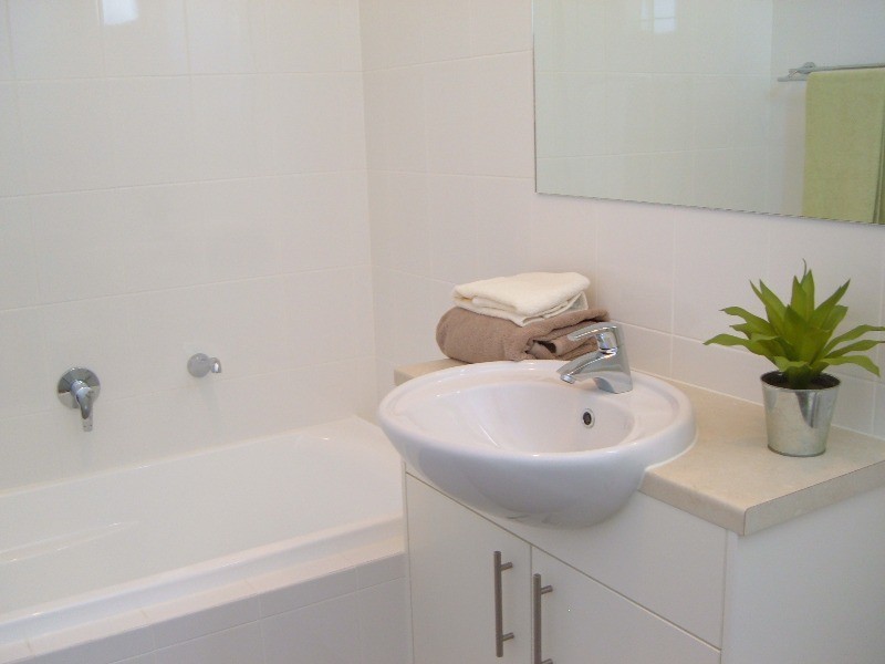 8/19-27 St Kitts Place, Mawson Lakes SA 5095