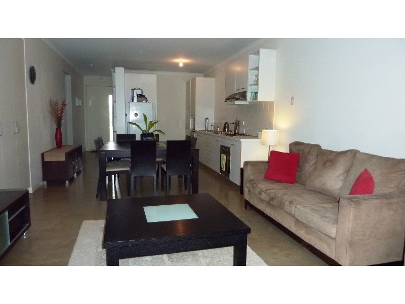 10 Hummock Lane, Mawson Lakes SA 5095