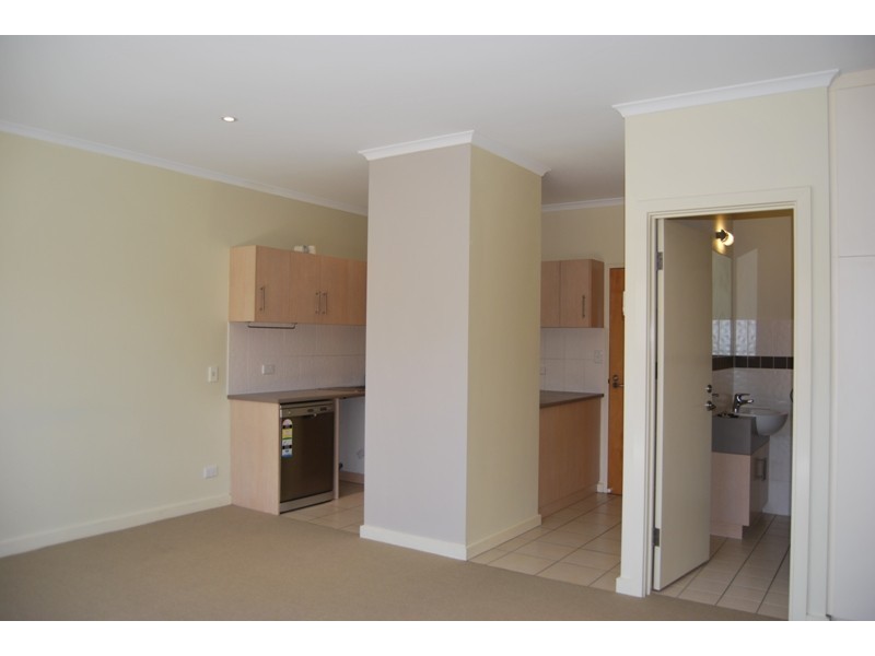 24/21-25 Goodall Parade, Mawson Lakes SA 5095