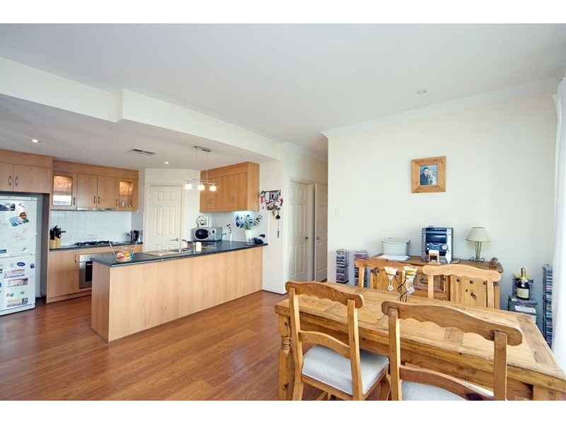 33 Park Way, Mawson Lakes SA 5095