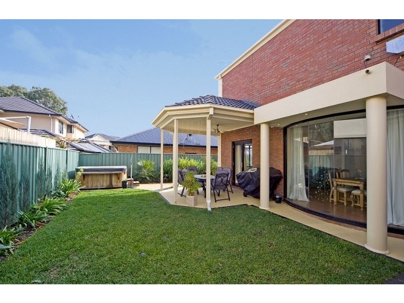 33 Park Way, Mawson Lakes SA 5095