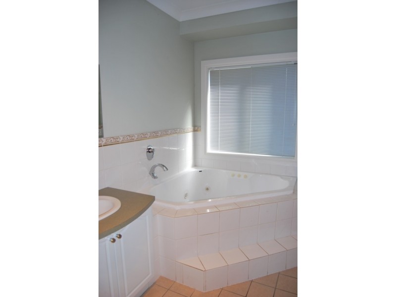 4 Gannett Street, Mawson Lakes SA 5095