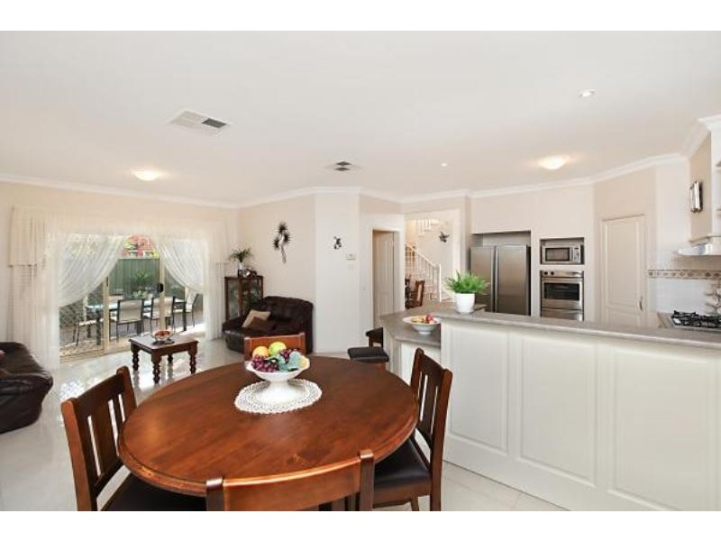 14 McKinlay Court, Mawson Lakes SA 5095