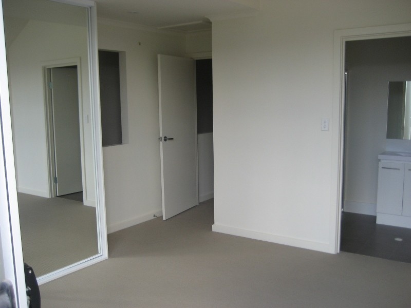 30C The Strand, Mawson Lakes SA 5095