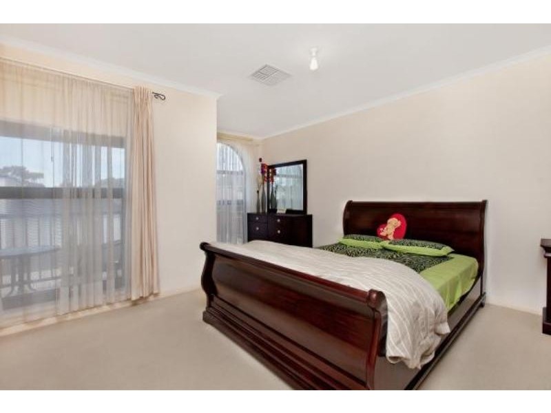 51 Avocet Drive, Mawson Lakes SA 5095