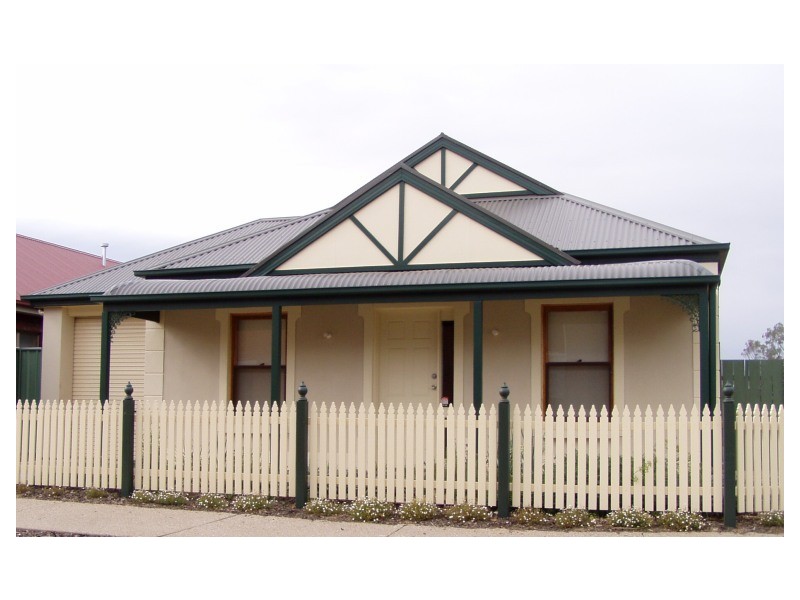 1 Shipsters Lane, Mawson Lakes SA 5095