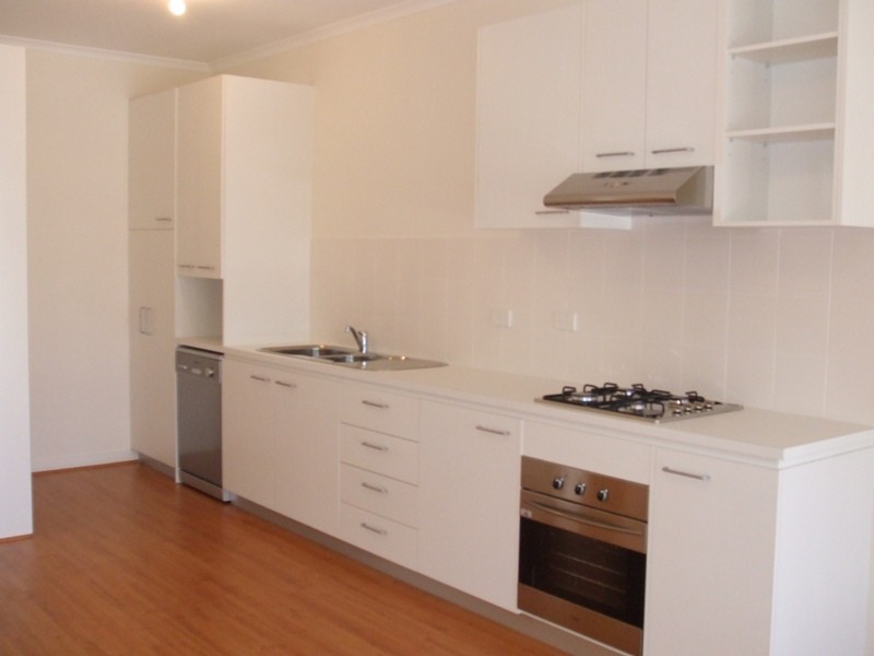 15 Harvey Circuit, Mawson Lakes SA 5095