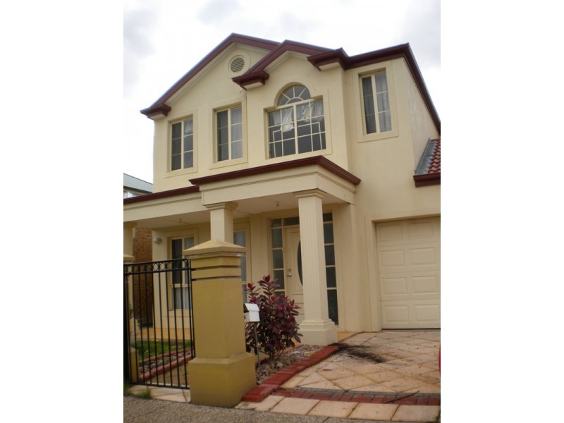 14 Elder Drive, Mawson Lakes SA 5095