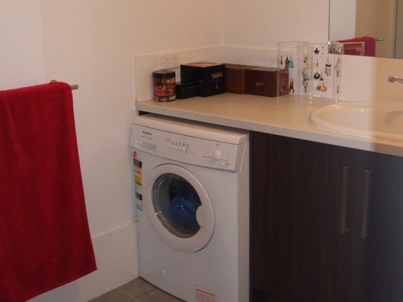 19/5 Goodall Pde, Mawson Lakes SA 5095