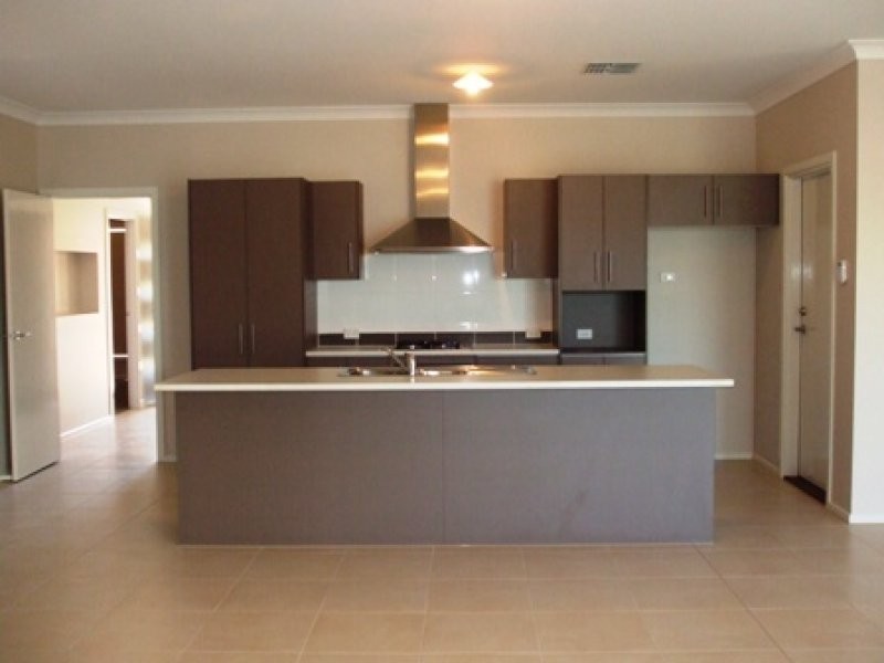 22 Mossman Street, Mawson Lakes SA 5095