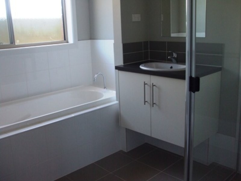 22 Mossman Street, Mawson Lakes SA 5095