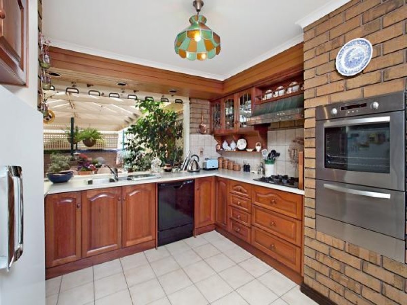 11 Mintanta Drive, Banksia Park SA 5091