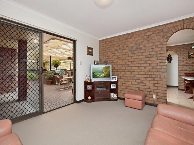 11 Mintanta Drive, Banksia Park SA 5091