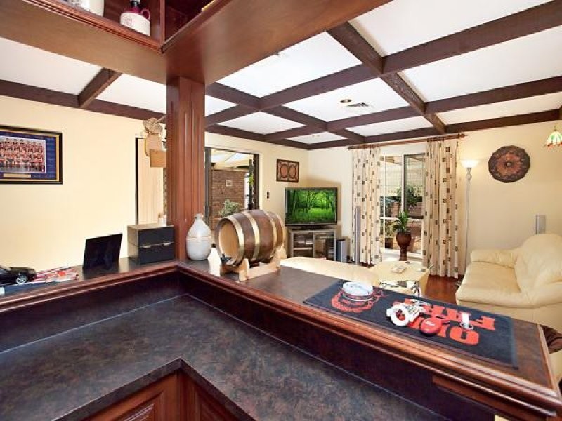 11 Mintanta Drive, Banksia Park SA 5091