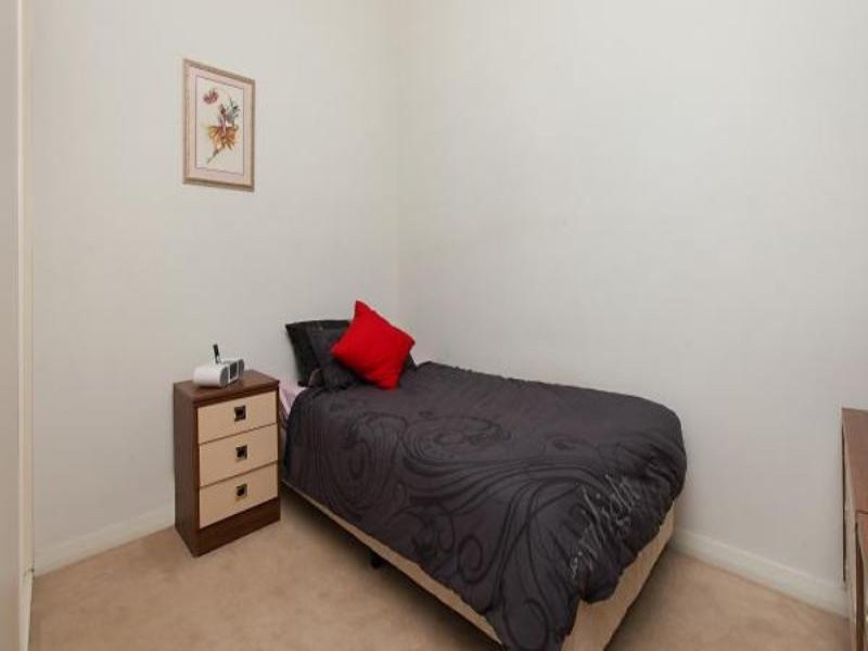 14 Hindmarsh Circuit, Mawson Lakes SA 5095