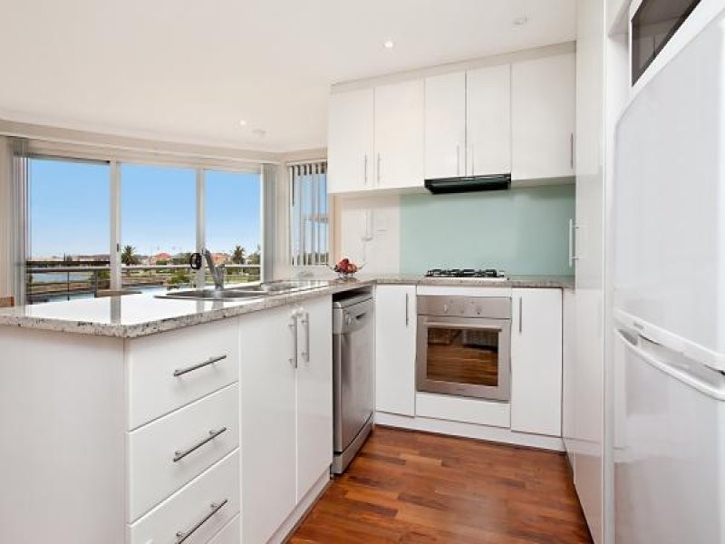 4/270-272 Mawson Lakes Blvd, Mawson Lakes SA 5095