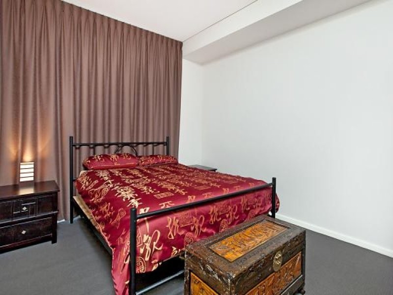 W13/18-28 Main Street, Mawson Lakes SA 5095