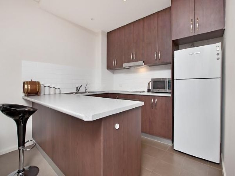 W13/18-28 Main Street, Mawson Lakes SA 5095