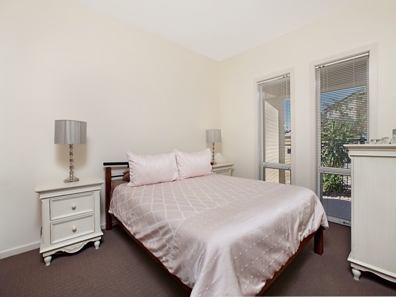 166 Sanctuary Drive, Mawson Lakes SA 5095