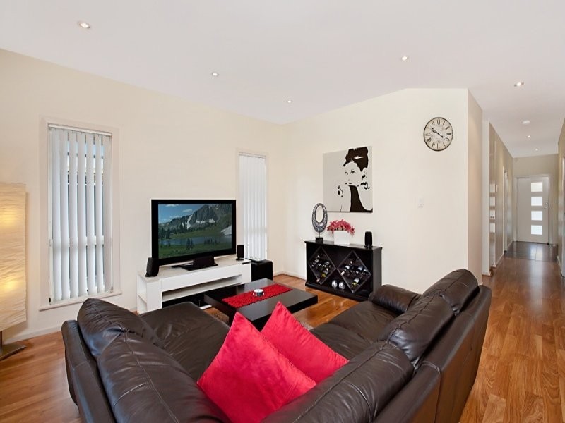 166 Sanctuary Drive, Mawson Lakes SA 5095