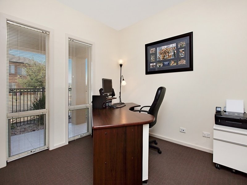 166 Sanctuary Drive, Mawson Lakes SA 5095