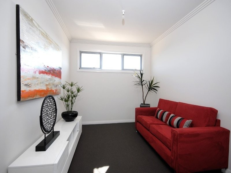 20 Mowbray Street, Mawson Lakes SA 5095