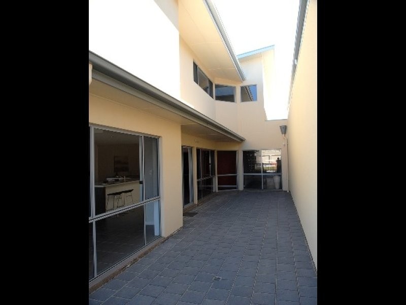 20 Mowbray Street, Mawson Lakes SA 5095