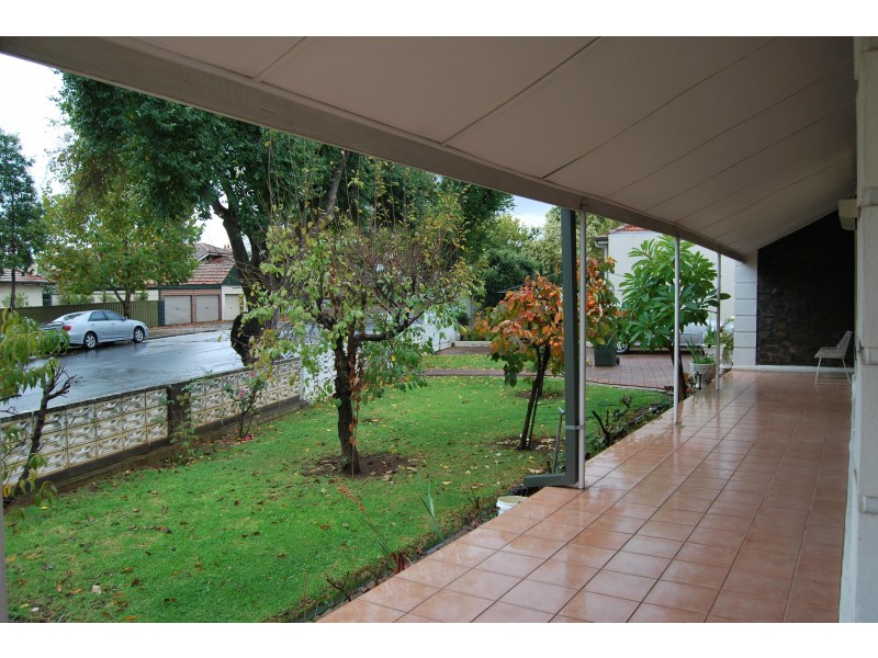 35 Stephen Terrace, St Peters SA 5069