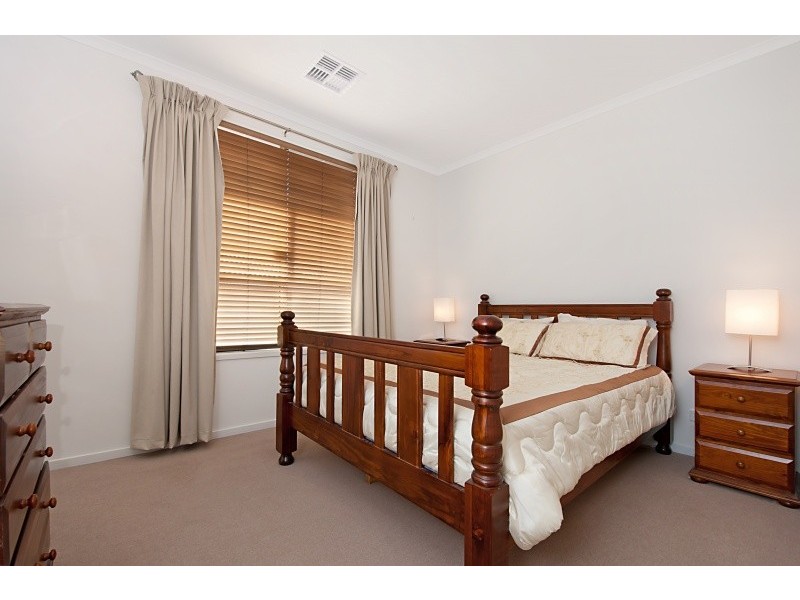 9 Southbury Road, Enfield SA 5085