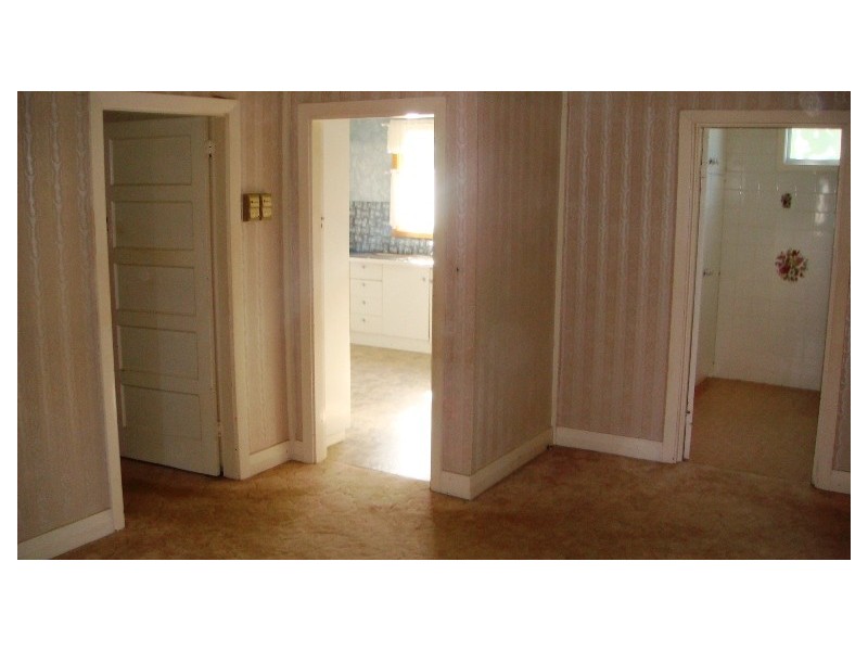 37 EDWARD STREET, Moree NSW 2400