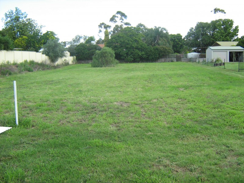 12 WARATAH CRESENT, Moree NSW 2400