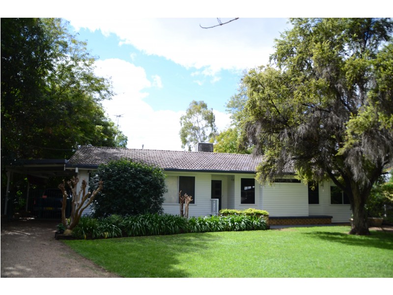 11 Tirzar Street, Moree NSW 2400