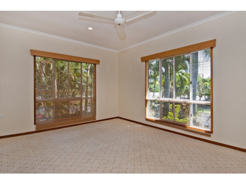 UNDER CONTRACT – 24 Toona Terrace, Redlynch QLD 4870