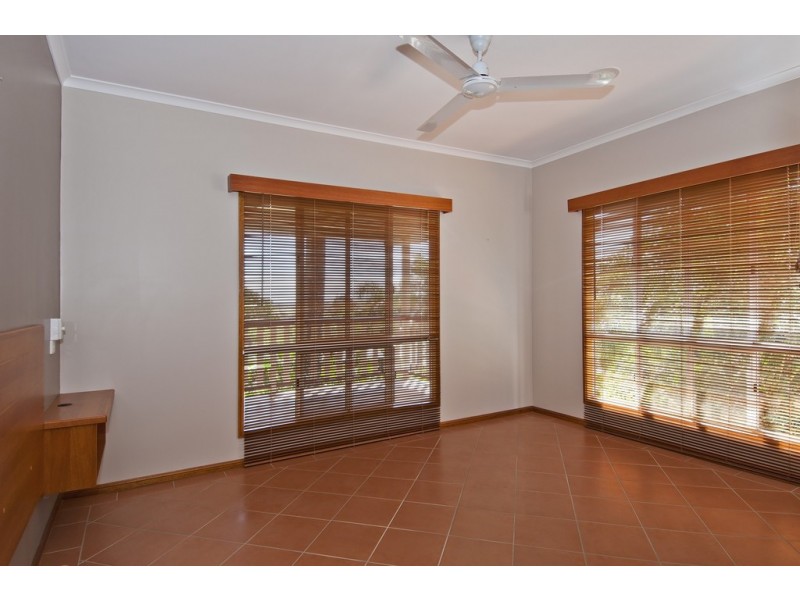 UNDER CONTRACT – 24 Toona Terrace, Redlynch QLD 4870