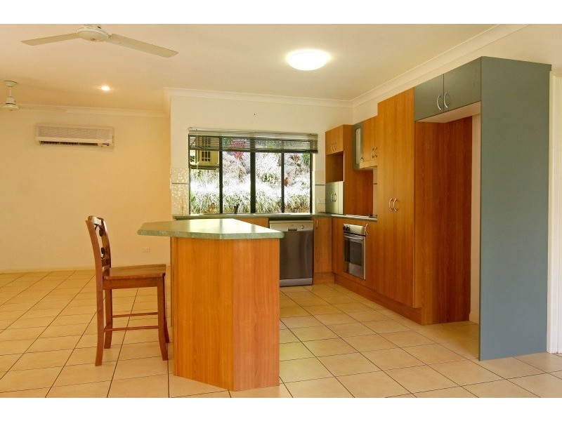 3 Orminston Close, Redlynch QLD 4870