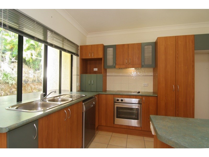 3 Orminston Close, Redlynch QLD 4870