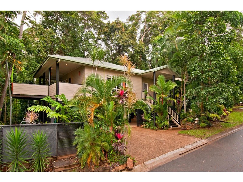 4 Cedrela Close, Kamerunga QLD 4870