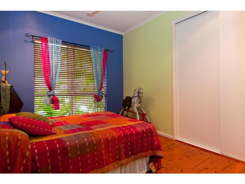 4 Cedrela Close, Kamerunga QLD 4870