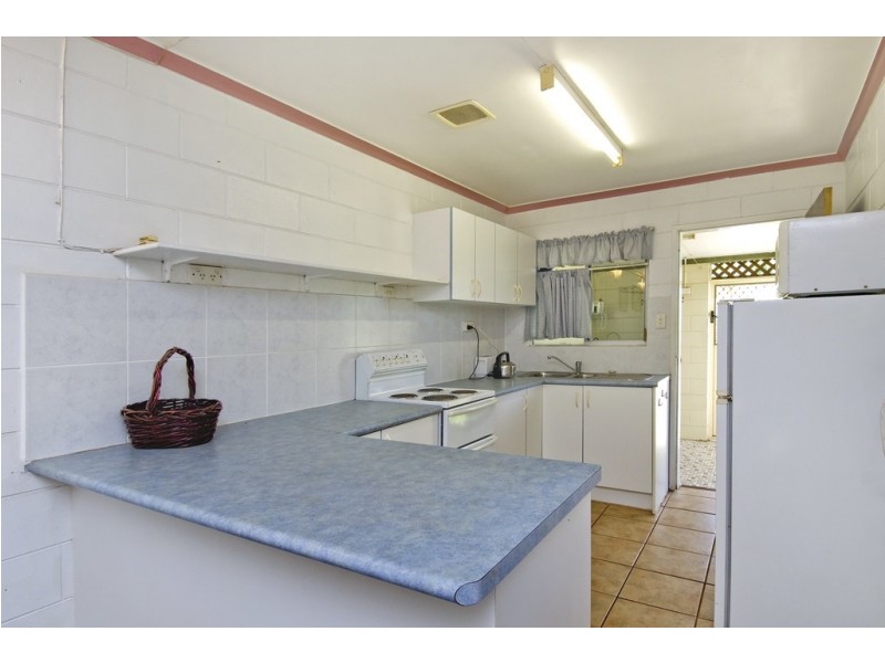 67 Yurongi Street, Caravonica QLD 4878