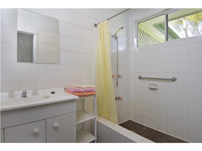 67 Yurongi Street, Caravonica QLD 4878