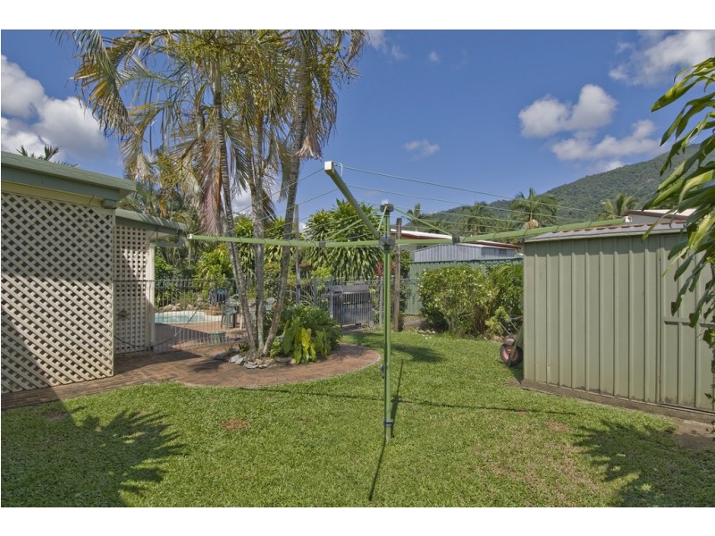 67 Yurongi Street, Caravonica QLD 4878