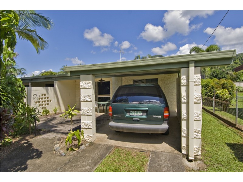 67 Yurongi Street, Caravonica QLD 4878