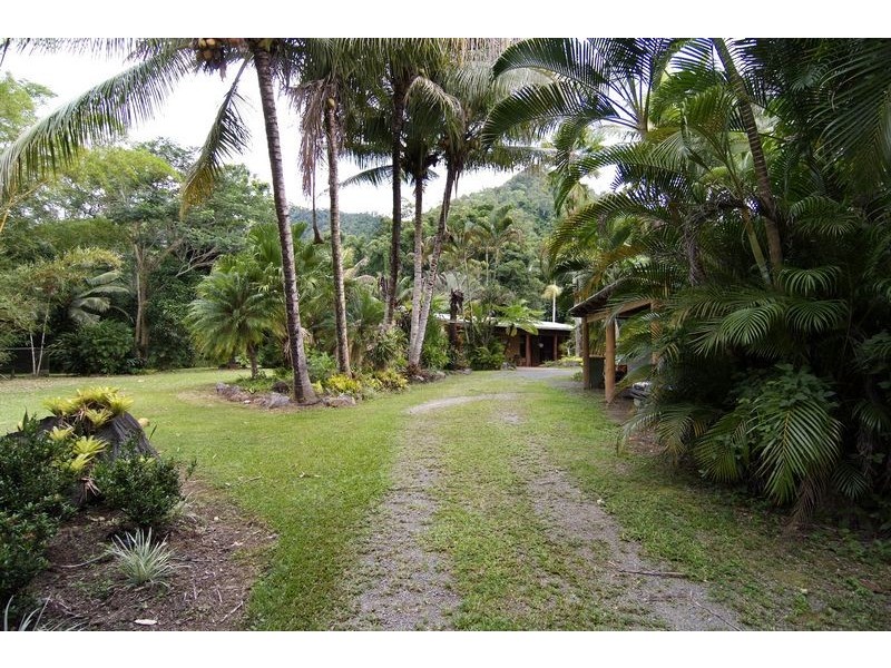 Lot 9 Zanzoo Close, Redlynch QLD 4870