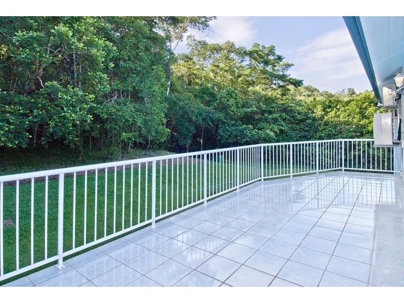 26-28 Woodridge Close, Redlynch QLD 4870
